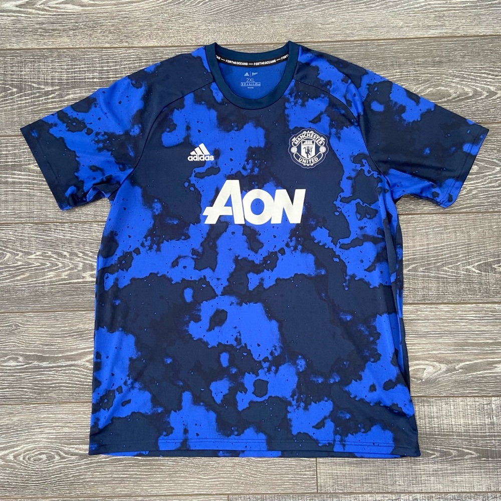 Manchester United Pre-match Jersey 19/20